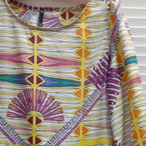 LOVE CULTURE AZTECS PATTERN BLOUSE SIZE S